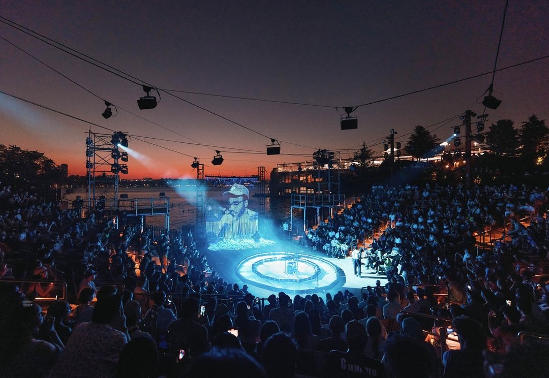XVY – Bando Stone & The New World, Little Island, New York, 07/2024, ph: Emilio Madrid XVY – Bando Stone & The New World, Little Island, New York, 07/2024, ph: Emilio Madrid